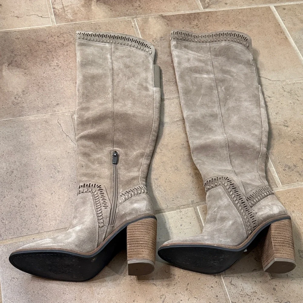 Vince Camuto Madolee boots size 7 - Picture 1 of 5
